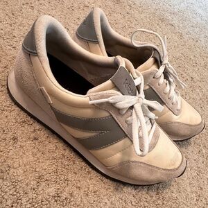 Kizik Milan- mist size 9